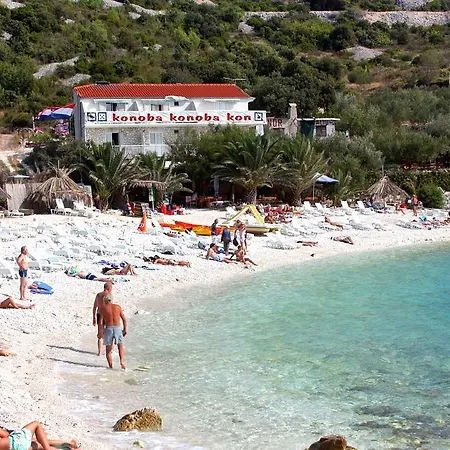 Double Hvar 11589a Penzion