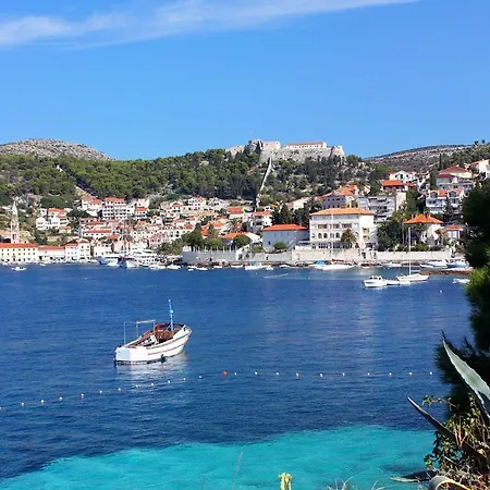 Double Hvar 11589a Penzion
